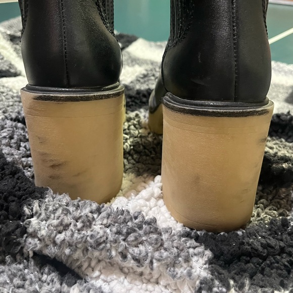 Dolce Vita Caster Black 3” Heeled Boots with Cream Sole - Picture 7 of 13